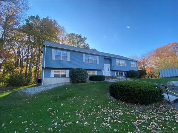26 Founders Village #26, Clinton, CT 06413