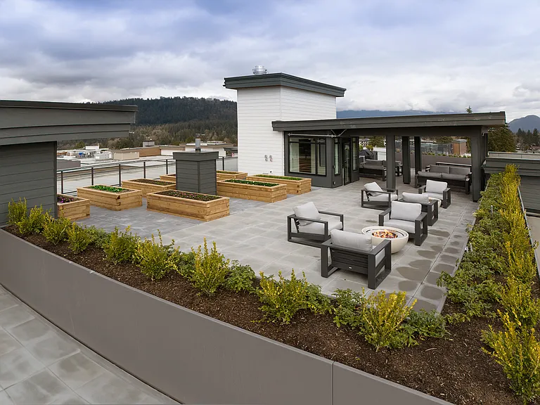 750 Robinson St — Photo 19