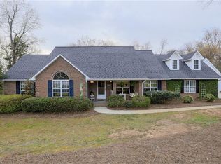 12 Heritage Ct, Thomasville, NC 27360