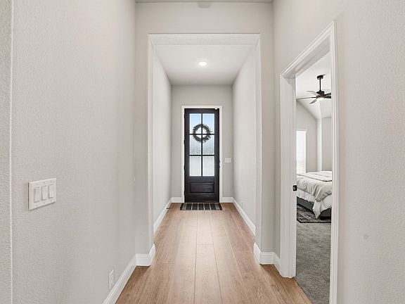 3rd image of 5414 Rowlan Row