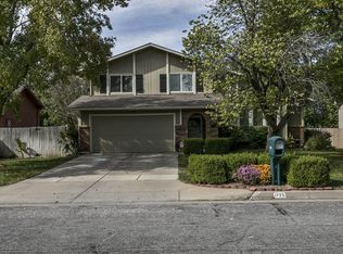 1725 N Parkdale St, Wichita, KS 67212
