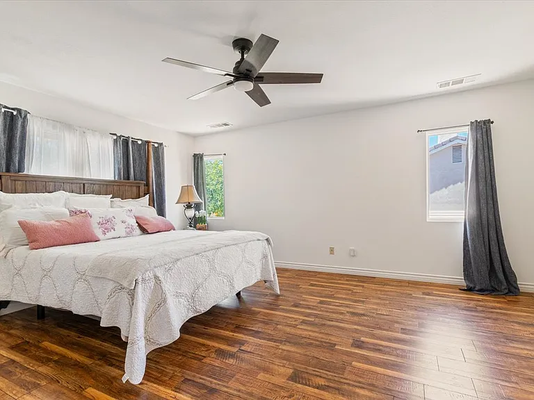 4706 Spice St — Photo 14