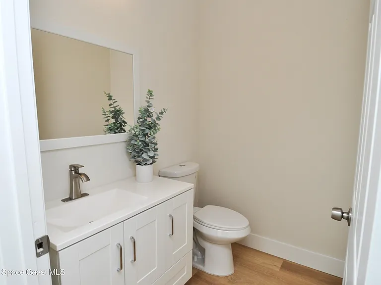 1043 Walden Blvd SE — Photo 19