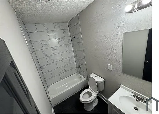 2760 Lola Ave — Photo 12