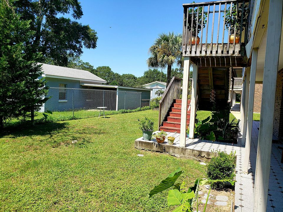 1st image of 3386 Barrancas Ave APT 10
