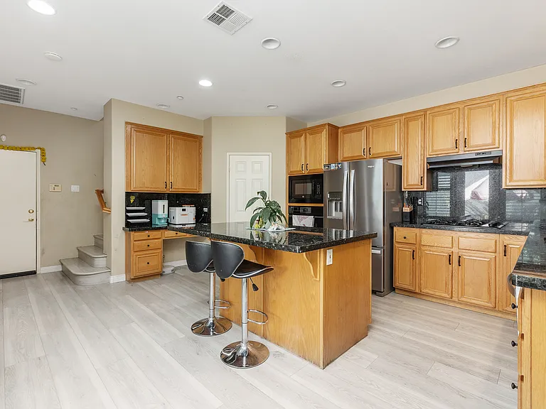 16507 Manassas St — Photo 12