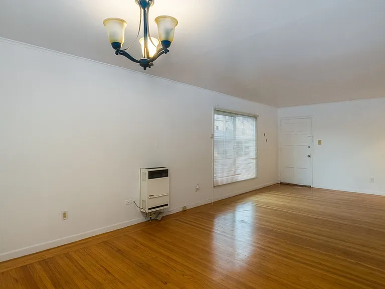 1570 Buena Vista Ave #1 — Photo 3