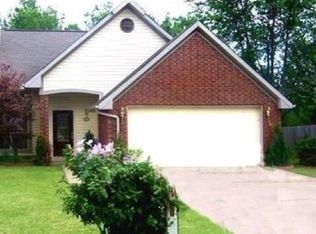 2927 W Berwick, Claremore, OK 74017