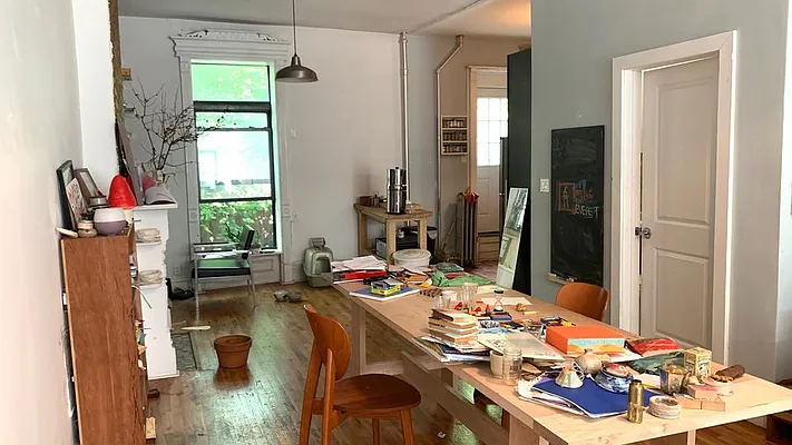 Rented by Nooklyn NYC LLC | media 4