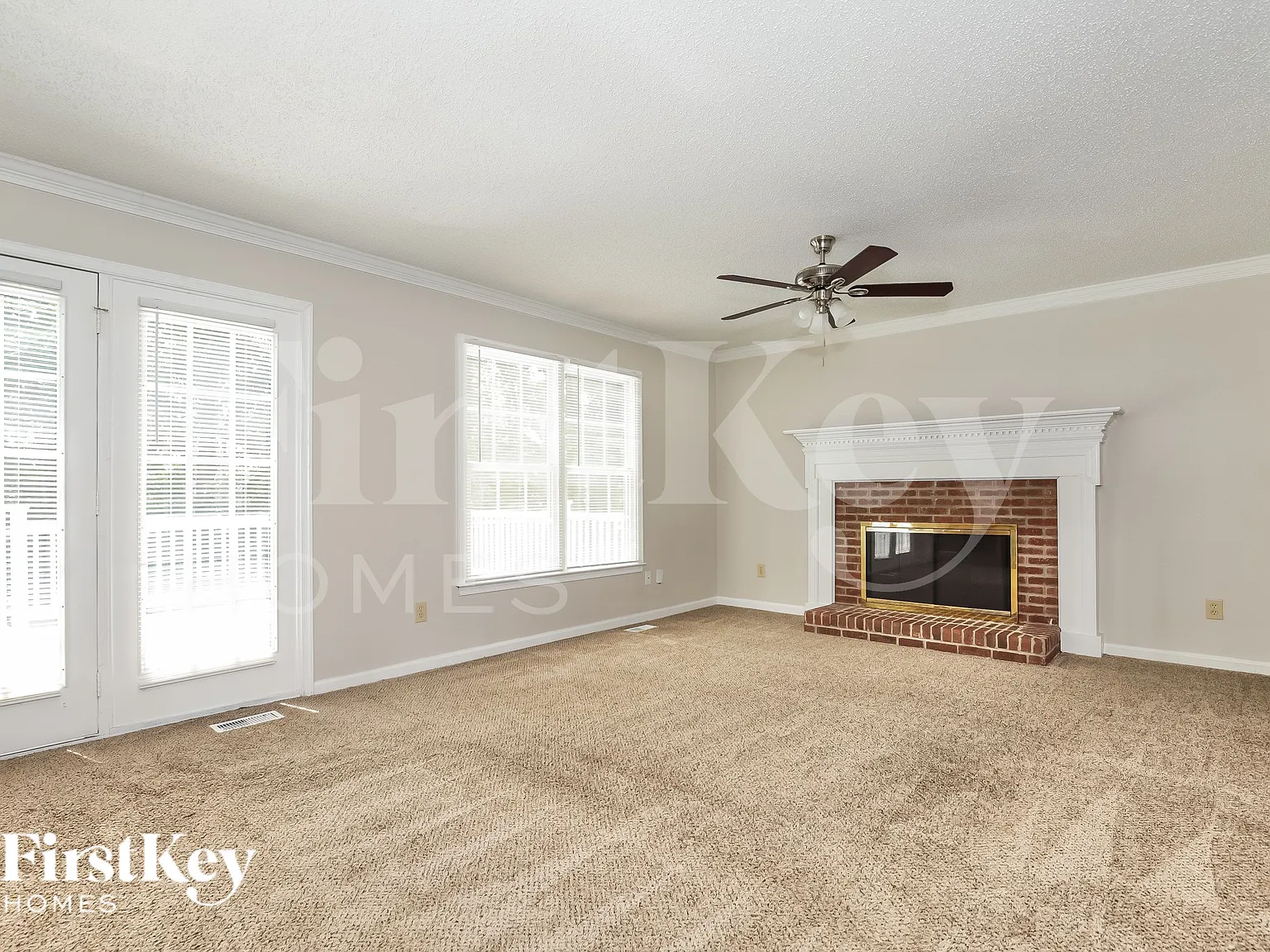 4 bed, 2.5 bath, 2541 sqft, $2,285 — Photo 4