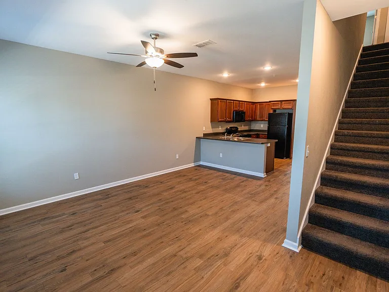 2250 Del Carmel Way — Photo 3