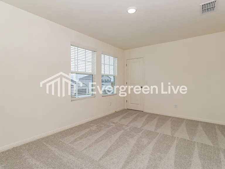 16024 Viburnum Dr — Photo 13