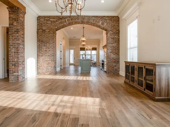 531 Independence Dr, Houma, LA 70360