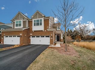 4275 Fiona Ln, Lisle, IL 60532