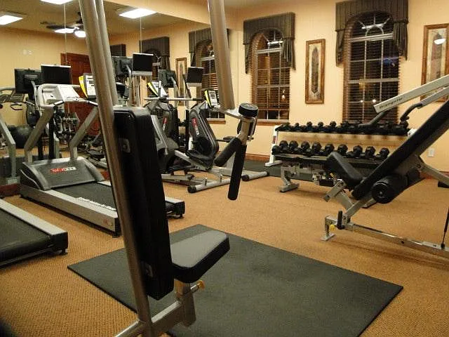 24 hr fitness center