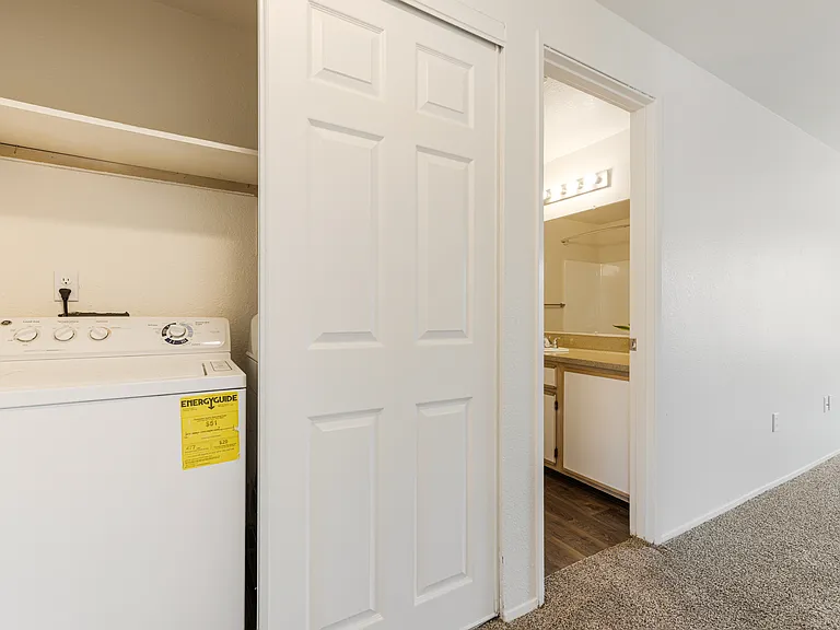 Orchards Apartments — Photo 20