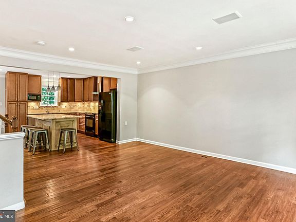 2nd image of 7744 Wolford Way