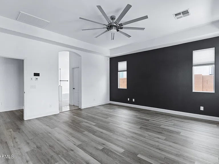 10218 E Bergeron Ave — Photo 31