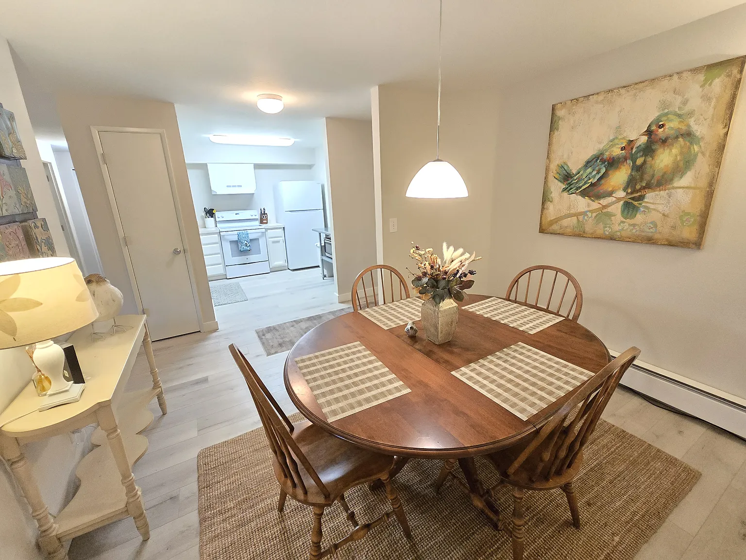 2 bed, 1127 sqft, $2,395 — Photo 3