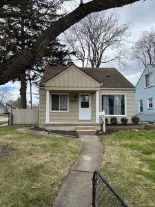 2801 Rochester Rd, Royal Oak, MI, 48073