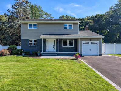 12 Somerset Dr, Commack, NY, 11725