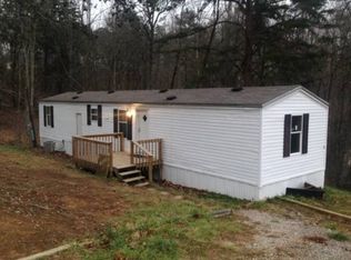 120-B Sycamore Ln, Hurricane, WV 25526