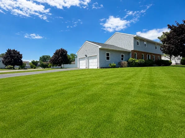 29 Johnson Rd #A, Latham, NY 12110