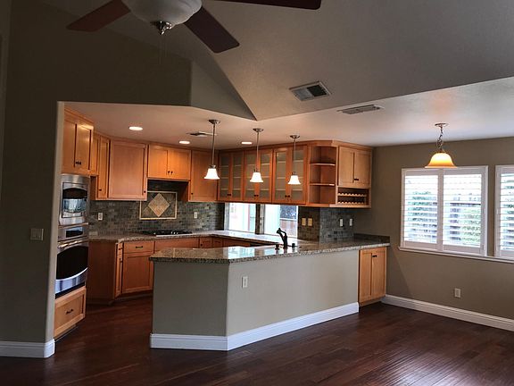 2nd image of 267 Silberhorn Dr