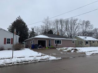 607 Buchanan St, Little Chute, WI 54140