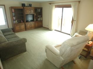 1150 Palmetto Ct, Naperville, IL 60540