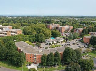 49 Leaside Dr #405, Saint Catharines, ON L2M 4G4