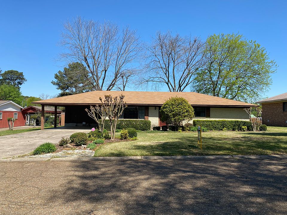 1st image of 818 Crestwood Dr