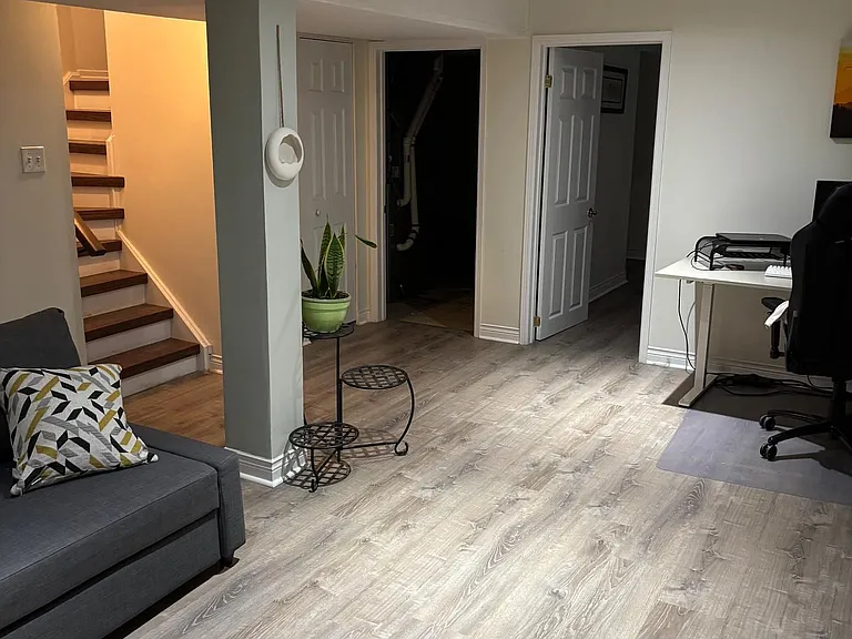 6 Joanna Cres — Photo 20