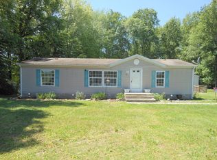 6087 Akersville Rd N, Lafayette, TN 37083