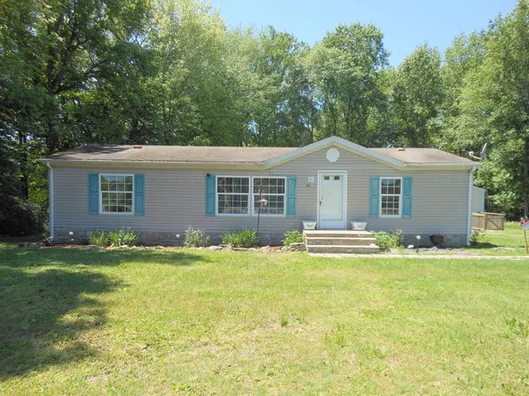 6087 Akersville Rd N, Lafayette, TN 37083