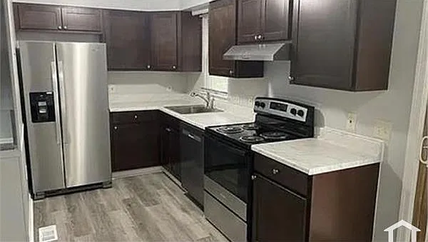 3 bed, $2,900 — Photo 4