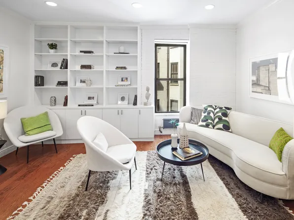 23 East 10th Street image 1 of 10