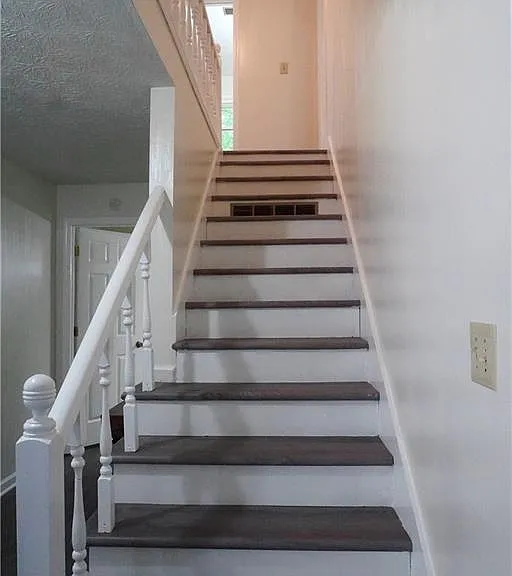 2421 Fieldstone Dr SE — Photo 12