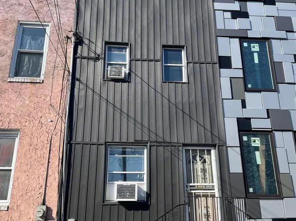 3756 N Randolph St, Philadelphia, PA 19140