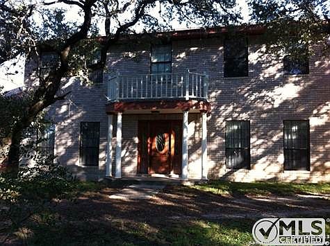 1st image of 930 Gruene River Dr
