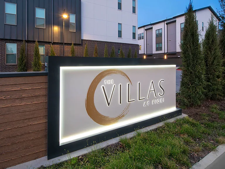 Villas at Fiori — Photo 2