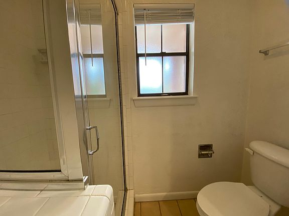 2nd image of 1214 Townsend Ave APT 106