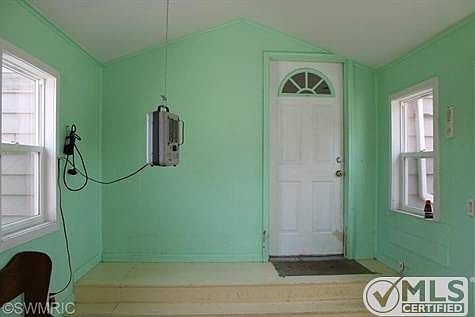 2nd image of 16086 Greenly St