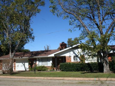 1205 E Luce St, Llano, TX, 78643