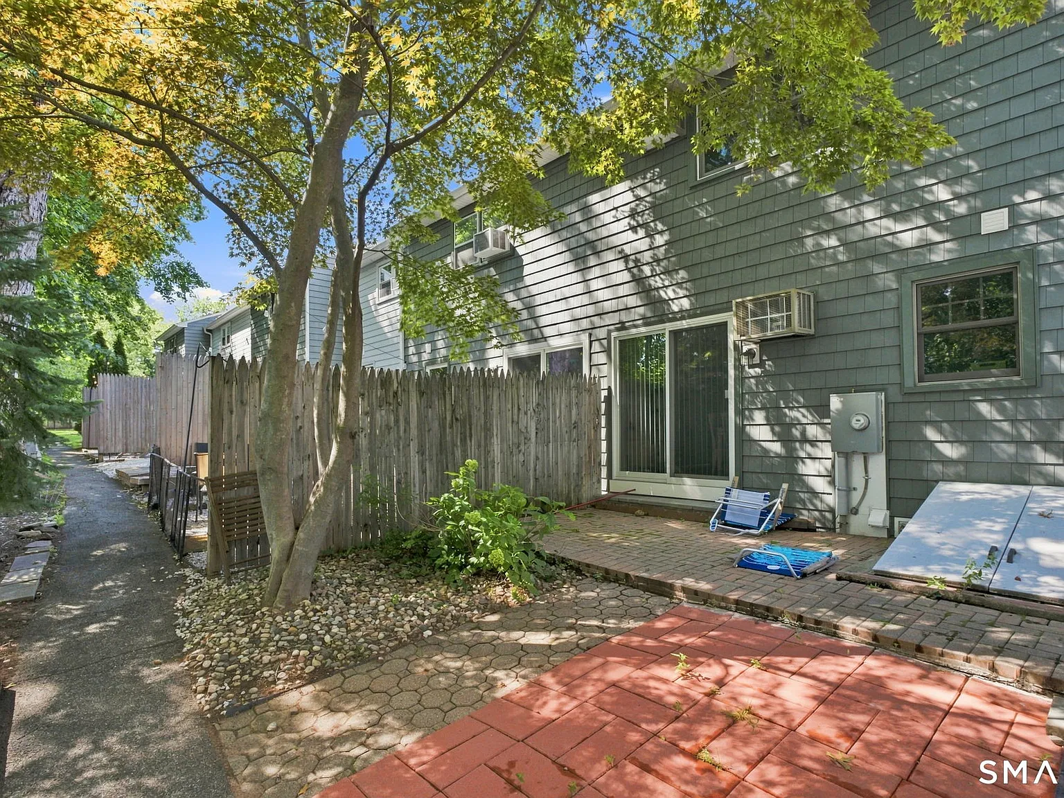 2 bed, 1.5 bath, 1302 sqft, $2,500 — Photo 4