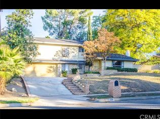 1659 Country Club Dr, Redlands, CA 92373