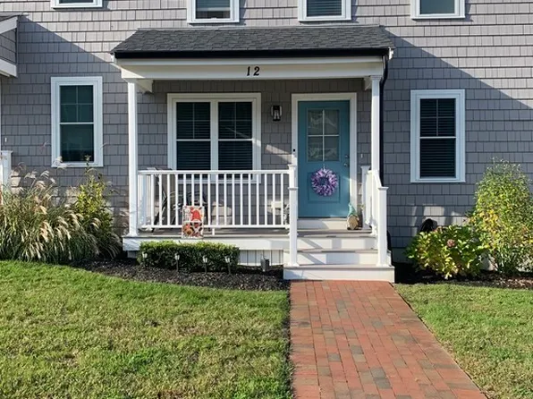 55 Plymouth St #C12, Whitman, MA 02382