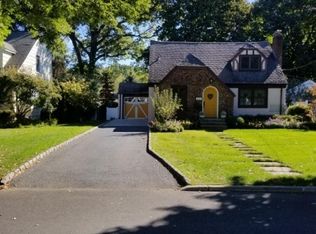 427 Cambridge Rd, Ridgewood, NJ 07450