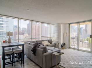 1212 N Lasalle St #701, Chicago, IL 60610