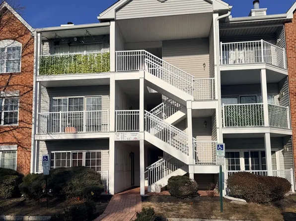 11 Lehavre Ct, Hamilton, NJ 08619